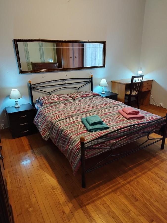 Комната Pilika 4Room With Shared Bath Athen Exterior foto