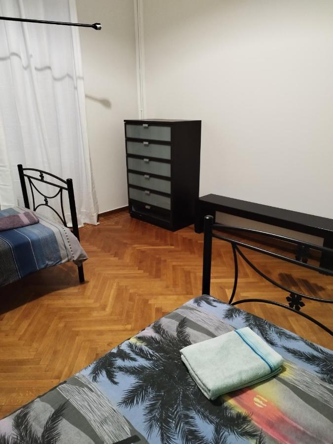 Комната Pilika 4Room With Shared Bath Athen Exterior foto