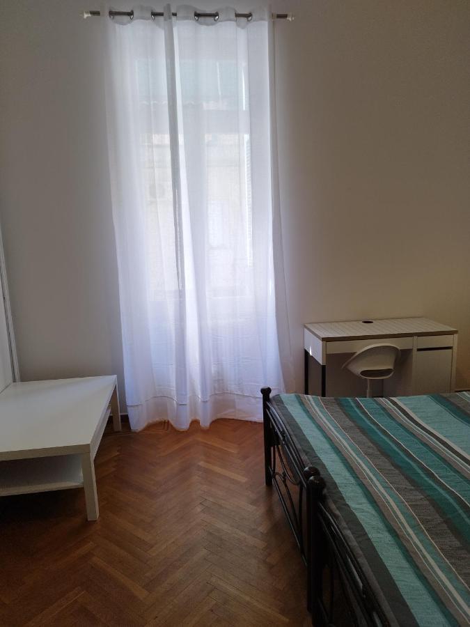 Комната Pilika 4Room With Shared Bath Athen Exterior foto