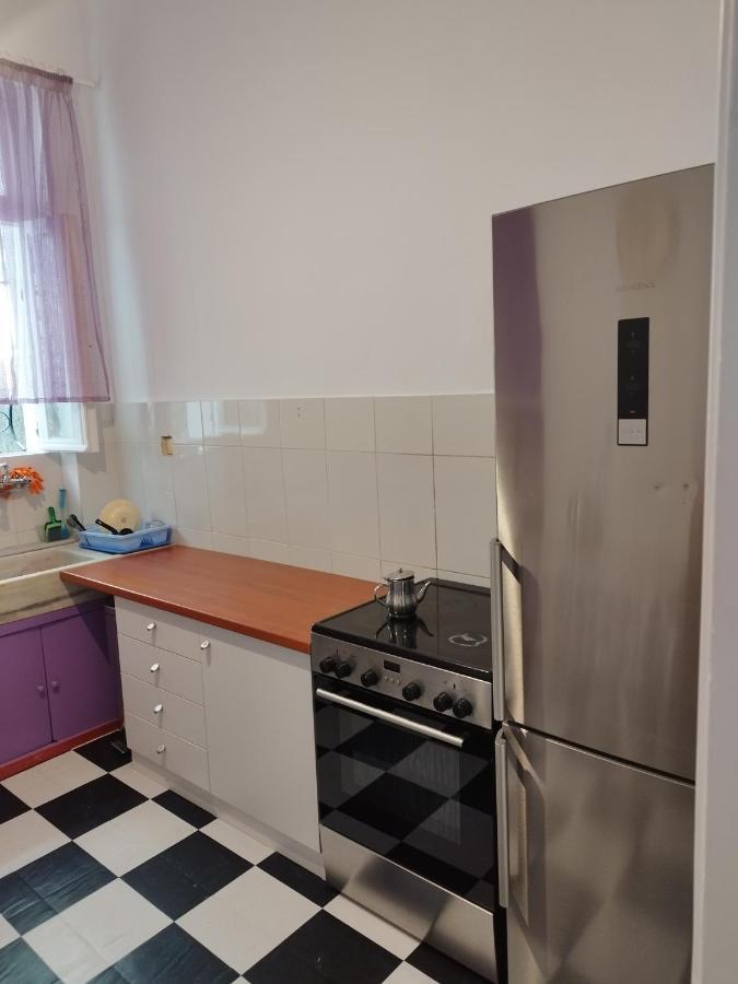 Комната Pilika 4Room With Shared Bath Athen Exterior foto
